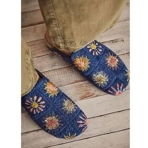 Free People Damon Crochet Mule, Size 37.5 / US Women’s size 7, Blue Color, New